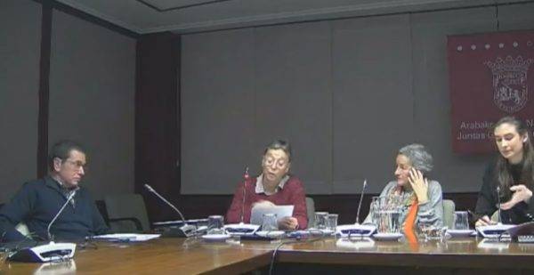 Intervención de las compañeras de DMD-DHE en las Juntas Generales de Araba